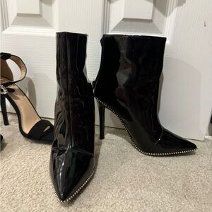 Yoki Black Patent Heeled Boots